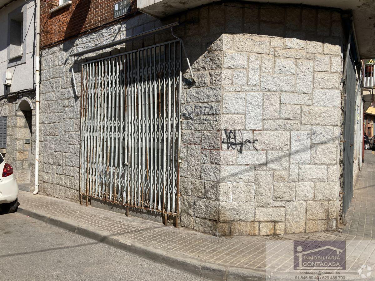 Retail in Colmenar Viejo, Madrid for lease Interior Photo- Image 1 of 2