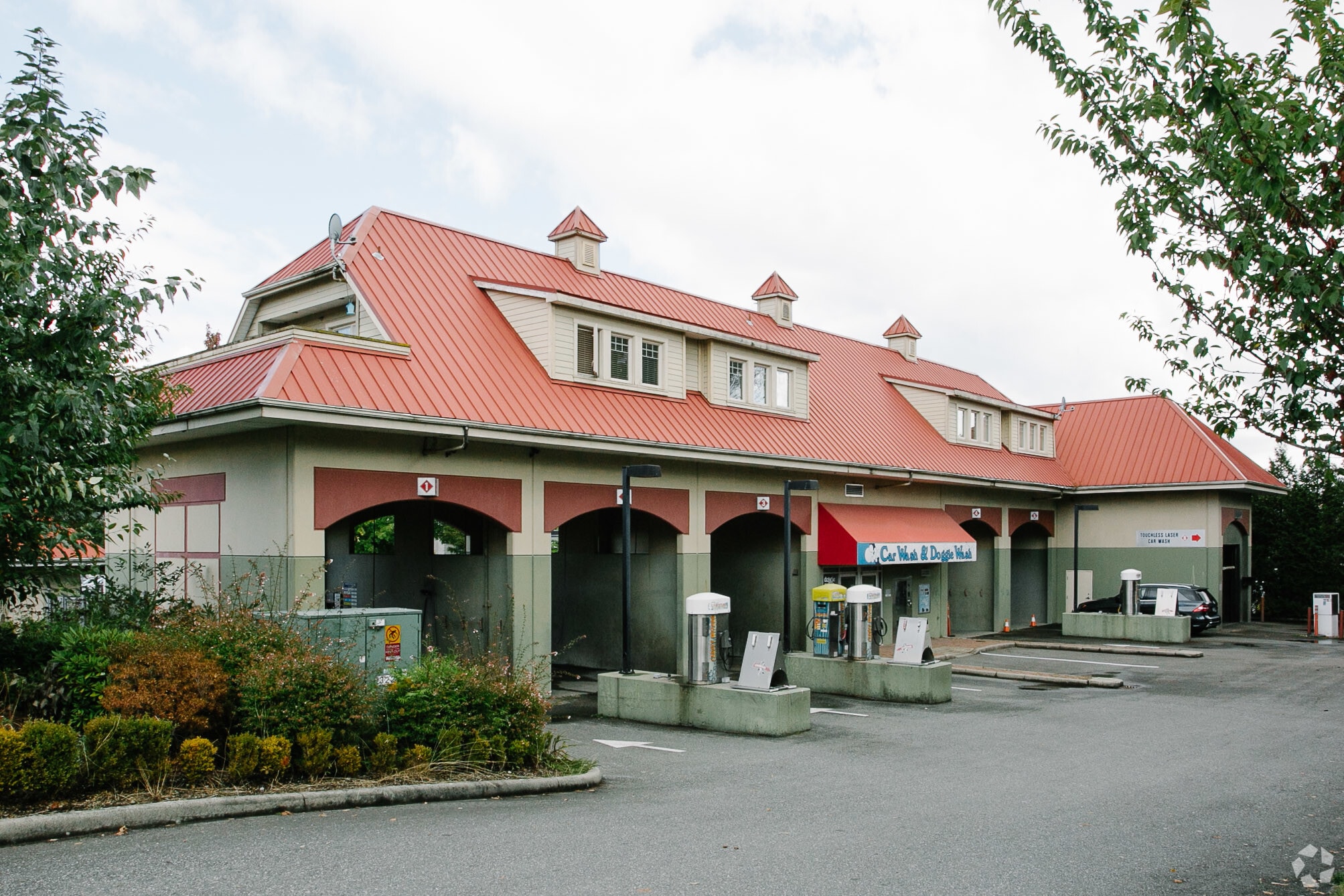 27158 Fraser Hwy, Langley Twp, BC for sale Primary Photo- Image 1 of 1