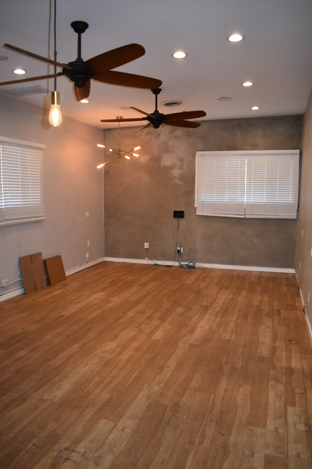 490-498 S San Vicente Blvd, West Hollywood, CA for lease Interior Photo- Image 1 of 6