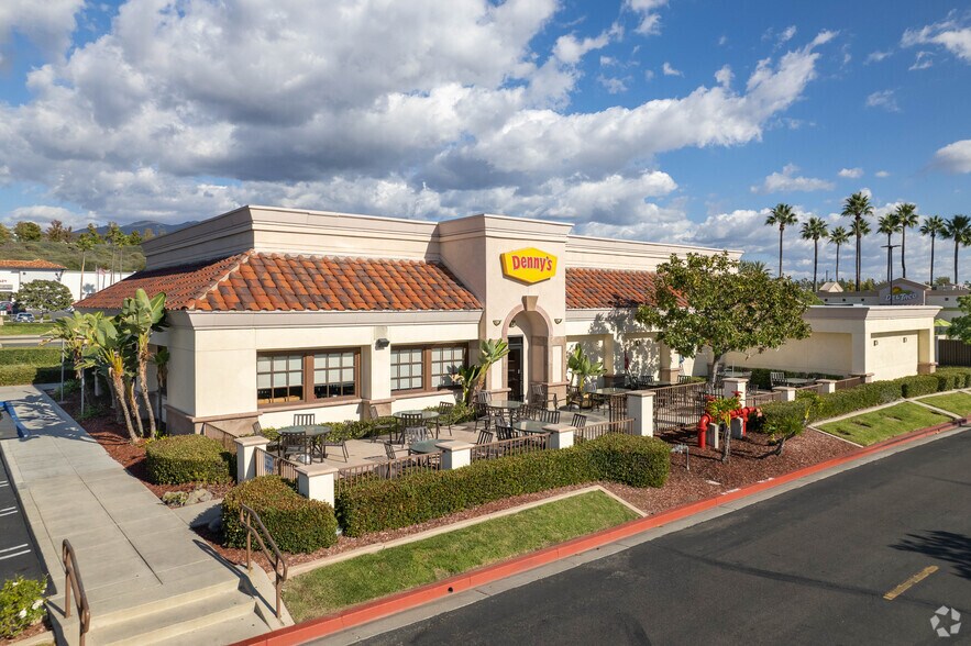 26712 Portola Pky, Foothill Ranch, CA for sale - Building Photo - Image 1 of 1