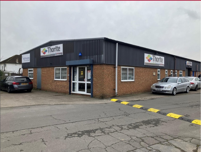 10-11 Wheatley Hall Rd, Doncaster for sale - Primary Photo - Image 1 of 1