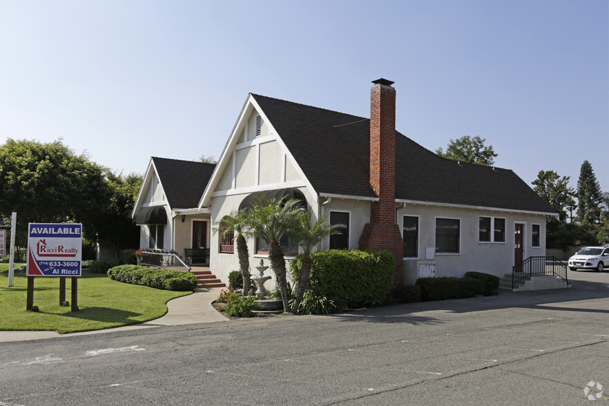 1035 E Chapman Ave, Orange, CA for sale - Primary Photo - Image 1 of 1