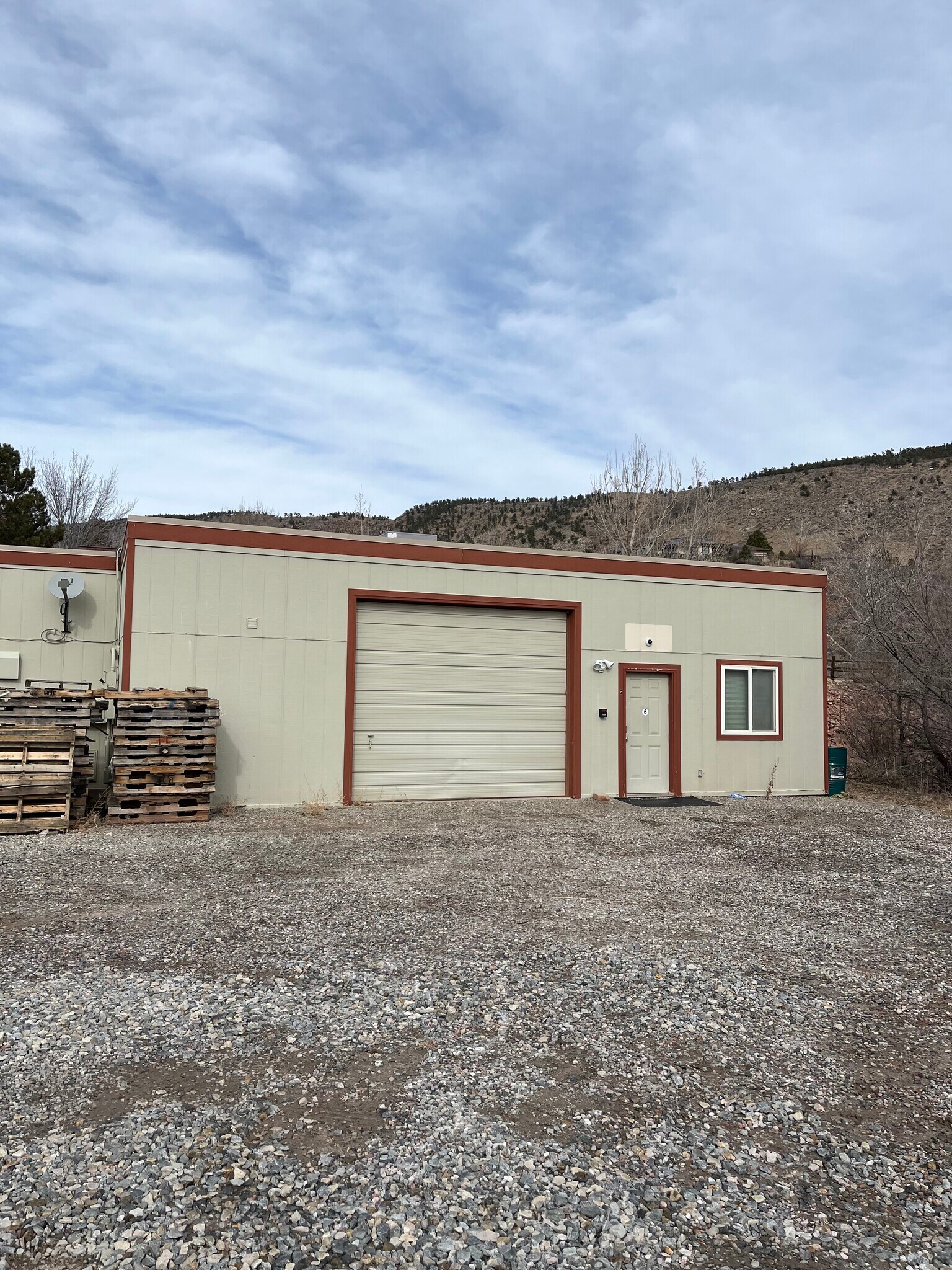 1040 5th Ave, Lyons, CO for sale Building Photo- Image 1 of 1