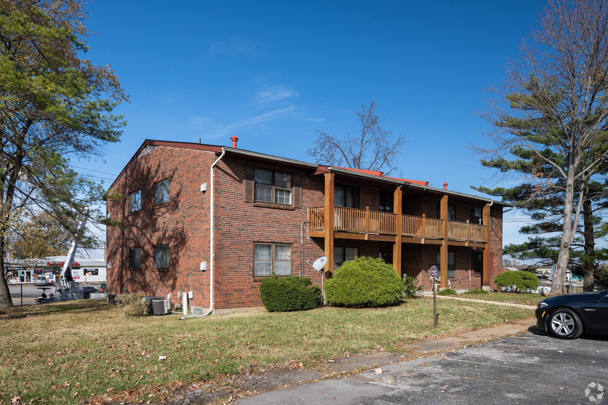7300 N Hanley Rd, Hazelwood, MO for sale Primary Photo- Image 1 of 5