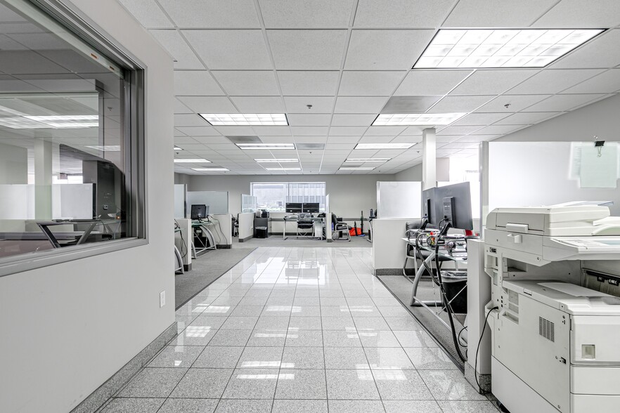 1621 E Orangethorpe Ave, Fullerton, CA for sale - Building Photo - Image 2 of 20