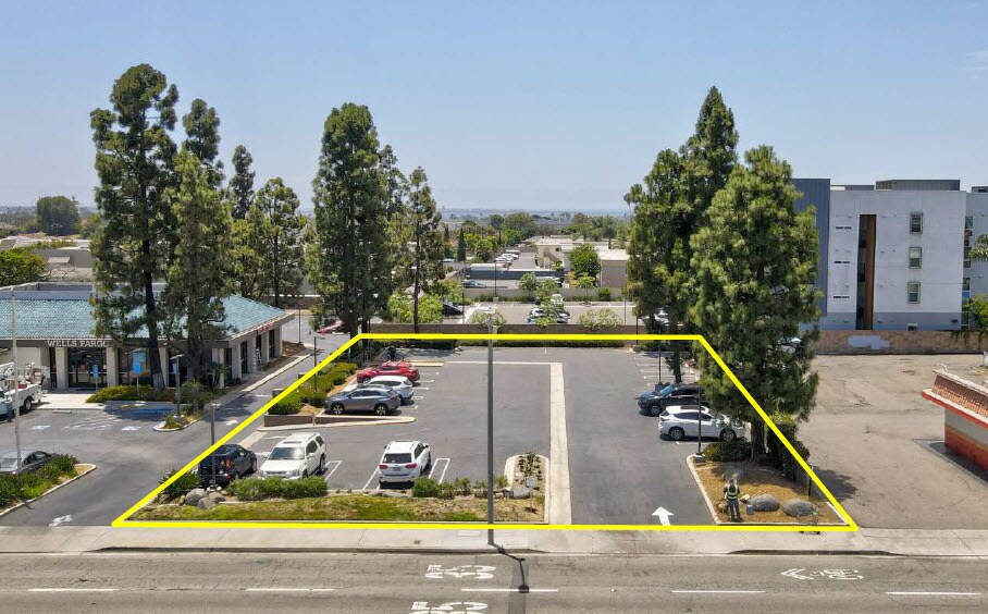 818 Third Ave, Chula Vista, CA for lease Primary Photo- Image 1 of 3
