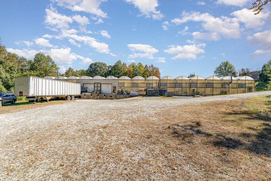 1308 Starr Dr, High Point, NC for lease - Building Photo - Image 3 of 21