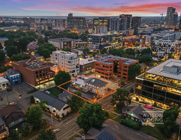 1033 16th Ave S, Nashville, TN for sale - Building Photo - Image 1 of 8