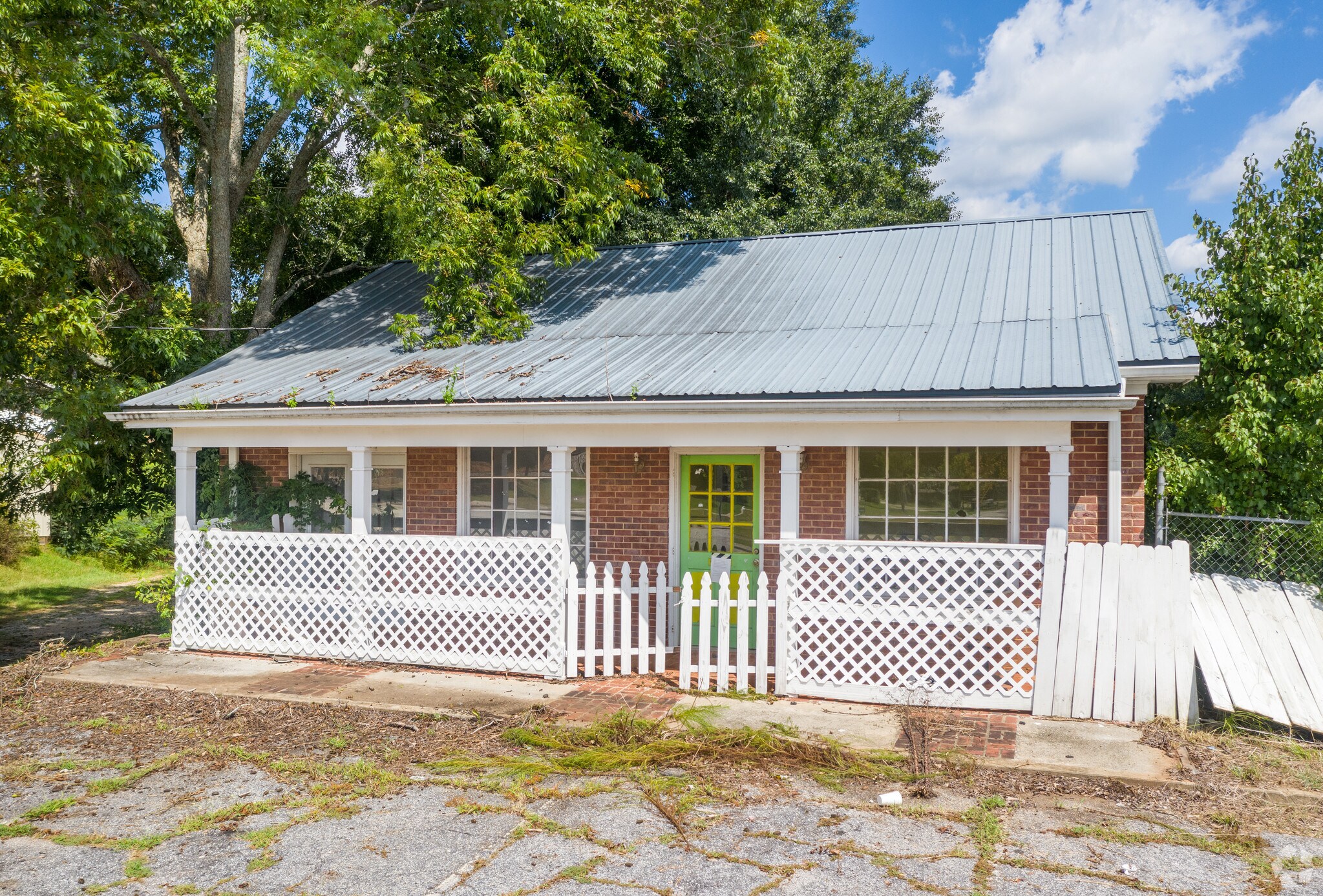 630 Anne St, Griffin, GA for sale Primary Photo- Image 1 of 1