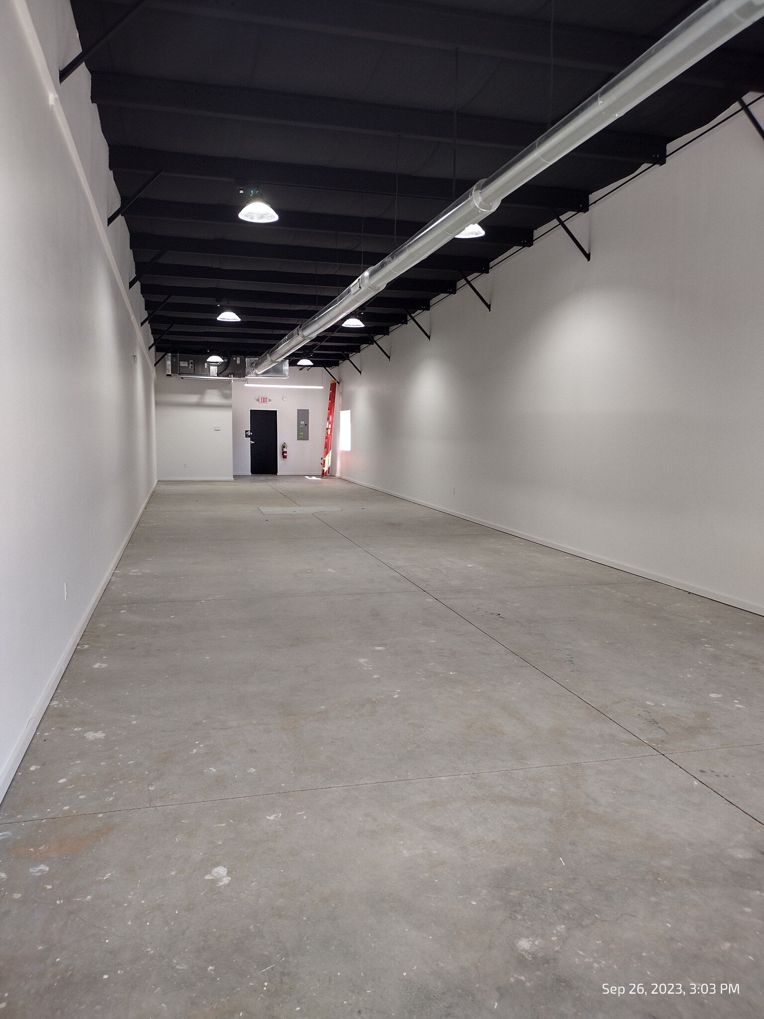 17860 MacArthur Park Rd, Edmond, OK for lease Interior Photo- Image 1 of 8