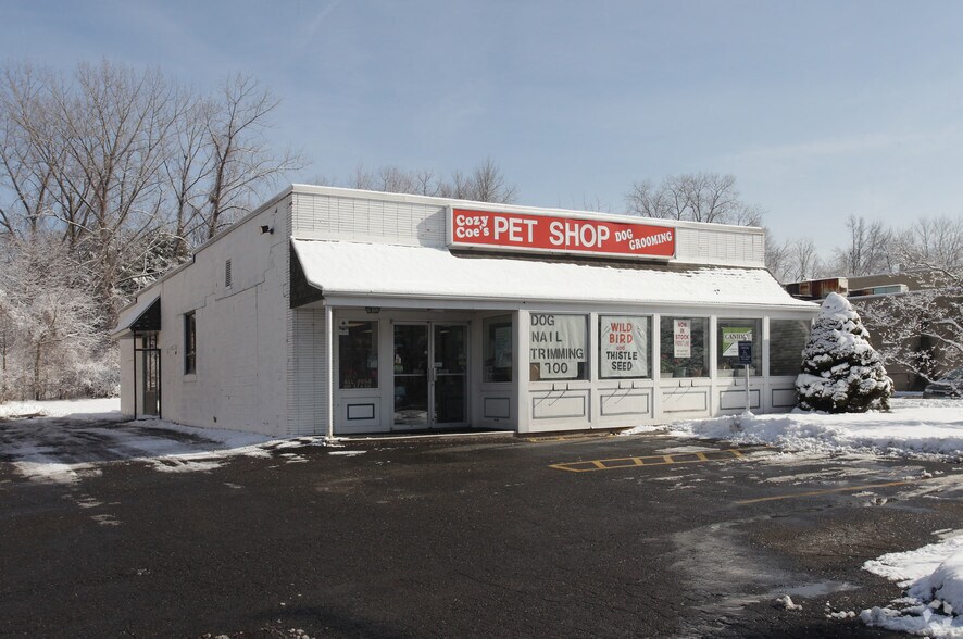 1914 Silas Deane Hwy, Rocky Hill, CT 06067