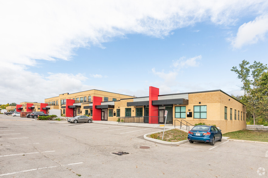 2155 Dunwin Dr, Mississauga, ON for sale - Building Photo - Image 2 of 35