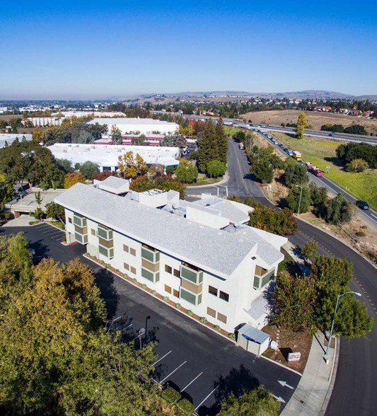 200 Brown Rd, Fremont, CA for lease - Aerial - Image 2 of 6