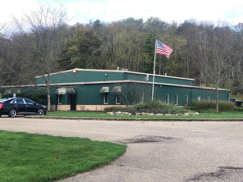 4005 Johnstown Rd NE, Dover, OH for sale - Primary Photo - Image 1 of 1