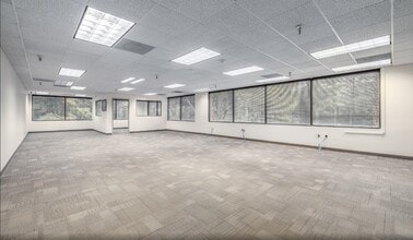 8665 Baypine Rd, Jacksonville, FL for lease Interior Photo- Image 2 of 11