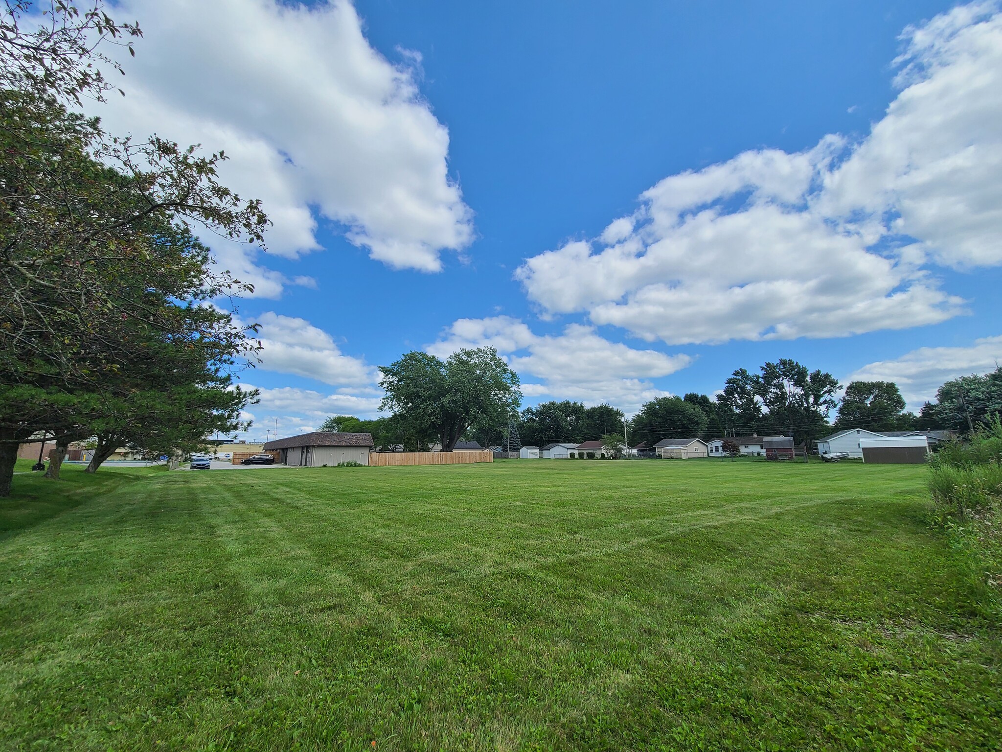 932 W Brookwood Ct, New Haven, IN for sale Primary Photo- Image 1 of 5