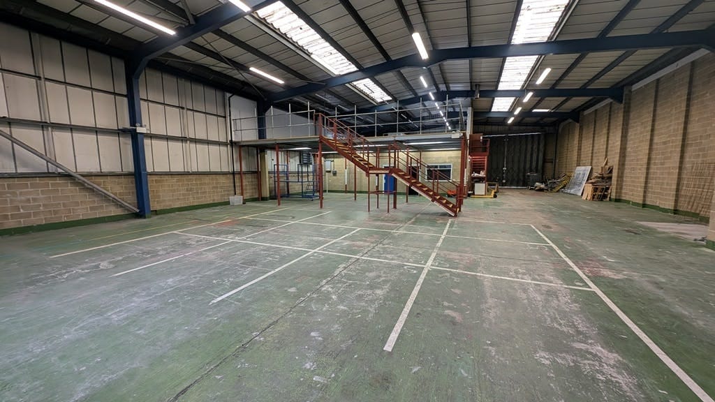 10 Eddystone Rd, Totton for lease Interior Photo- Image 1 of 4