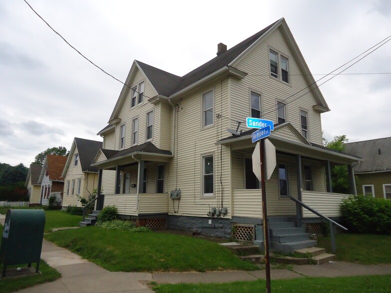 114 Sander St, Rochester, NY 14605