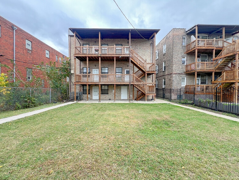 5617 S Michigan Ave, Chicago, IL for sale - Building Photo - Image 2 of 7