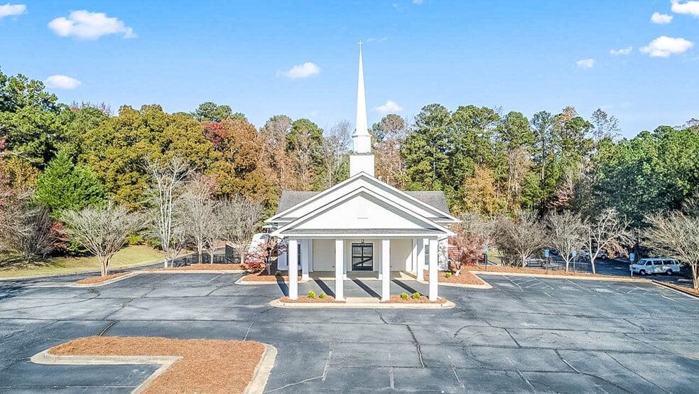 3800 Lenora Church Rd, Snellville, GA for sale - Building Photo - Image 3 of 10