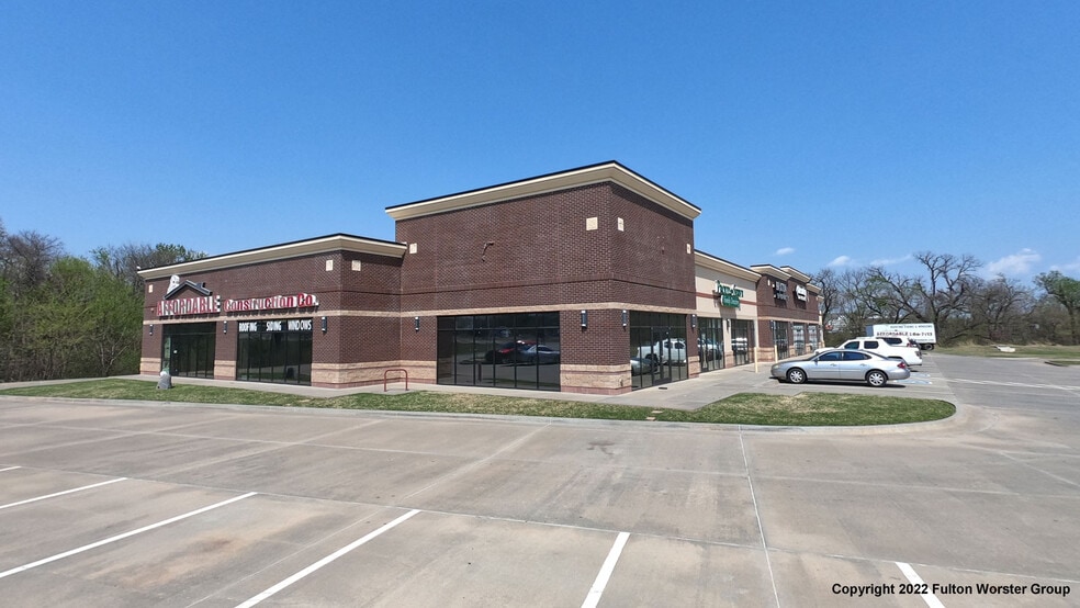 6401 N Interstate Dr, Norman, OK for lease - Building Photo - Image 2 of 3