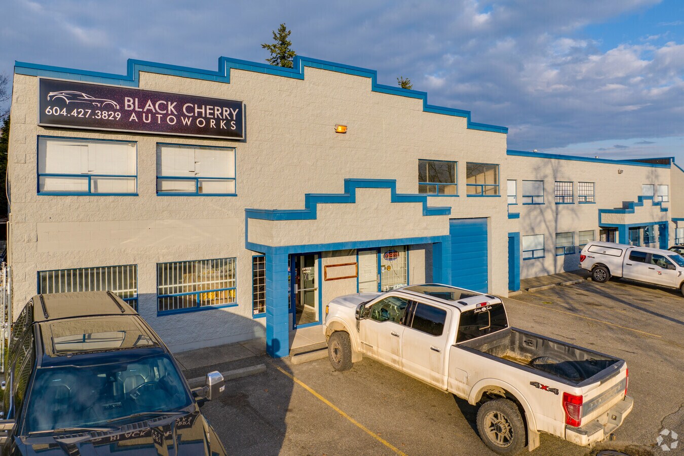 19257 Enterprise Way, Surrey, BC V3S 6J8