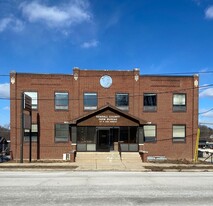 111 E Van Emmon St, Yorkville IL - Commercial Real Estate