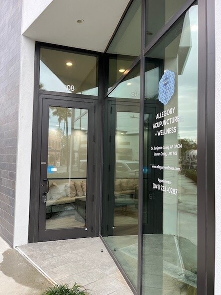 1542 4TH St, Sarasota, FL for lease - Building Photo - Image 1 of 14