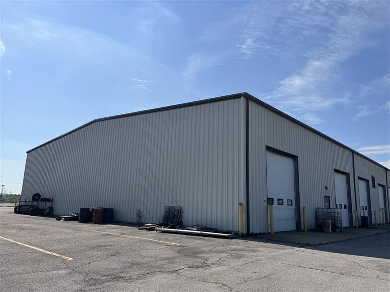 75 Ransier Dr, Buffalo, NY for sale - Building Photo - Image 3 of 39