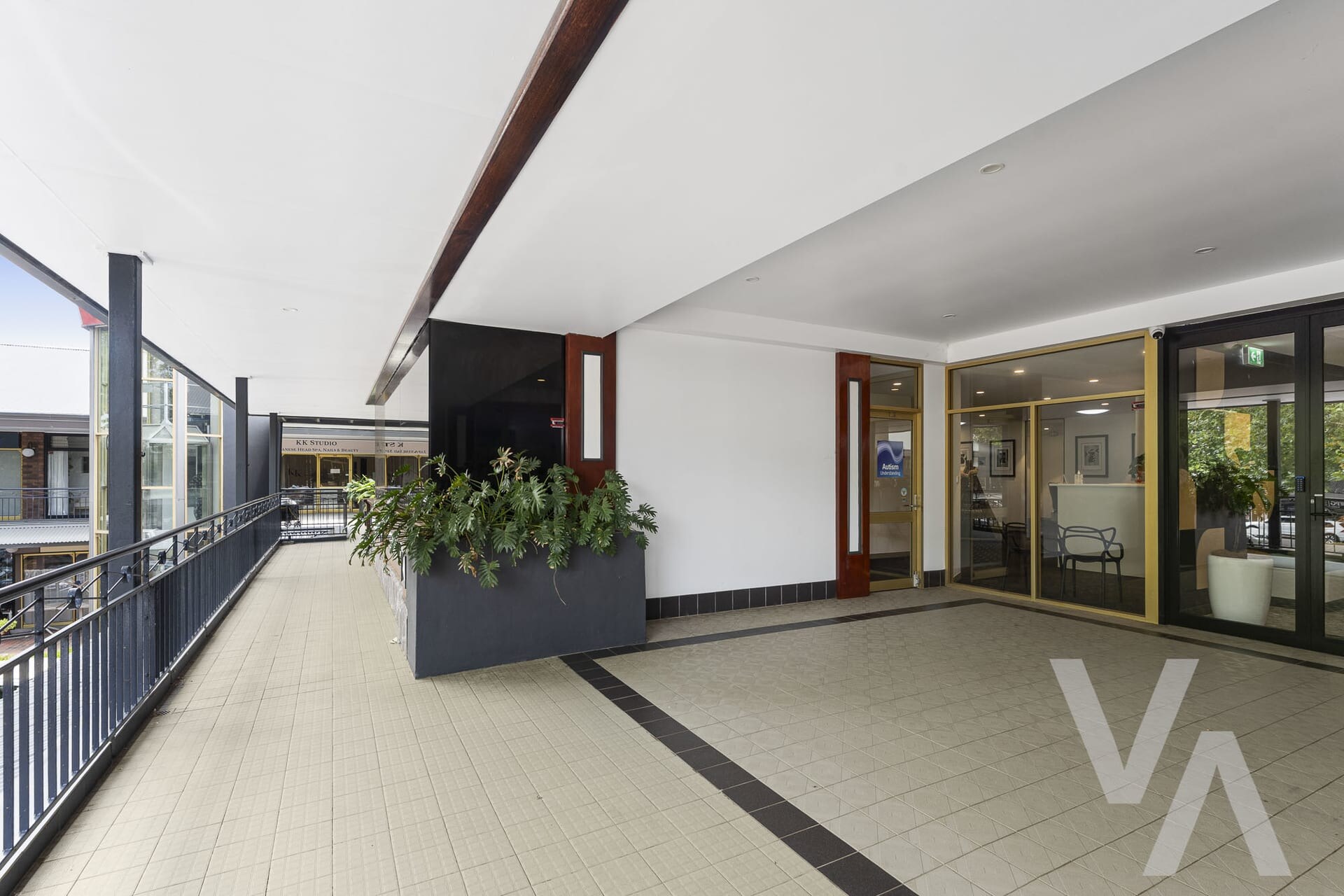 10-16 Kenrick St, The Junction for lease Lobby- Image 1 of 5