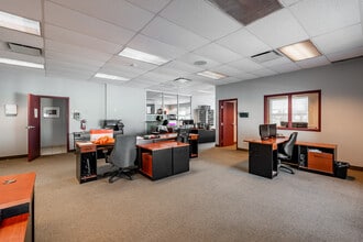 500 Montée Labossière, Vaudreuil-dorion, QC for lease Interior Photo- Image 2 of 11