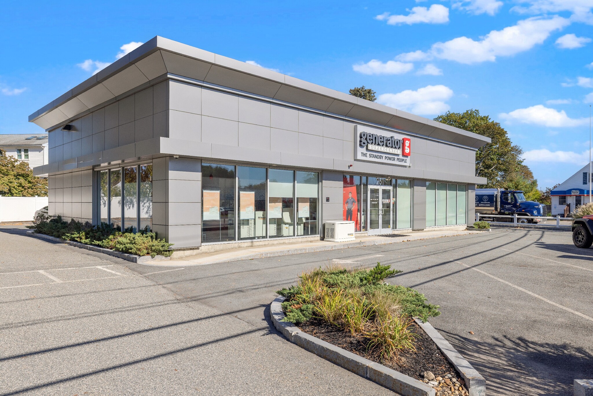 251-255 Andover St, Peabody, MA for lease Building Photo- Image 1 of 16