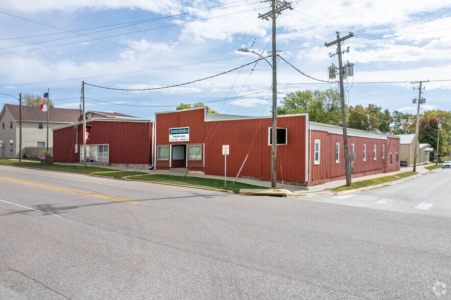 2 1/2 E Main St, Treynor, IA for sale - Building Photo - Image 1 of 1