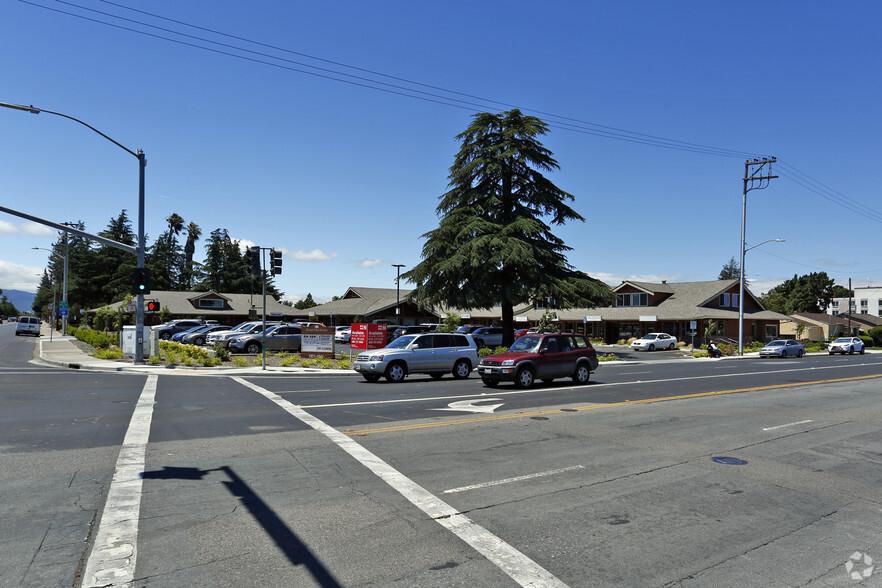 1800-1899 Pruneridge Ave, Santa Clara, CA for lease - Primary Photo - Image 1 of 18