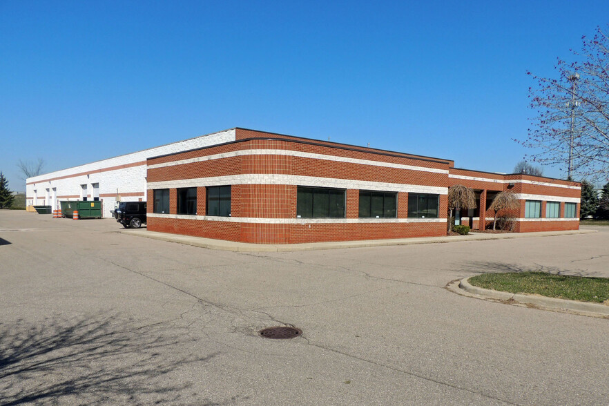 40433-40635 Koppernick Rd, Canton, MI for lease - Building Photo - Image 1 of 9