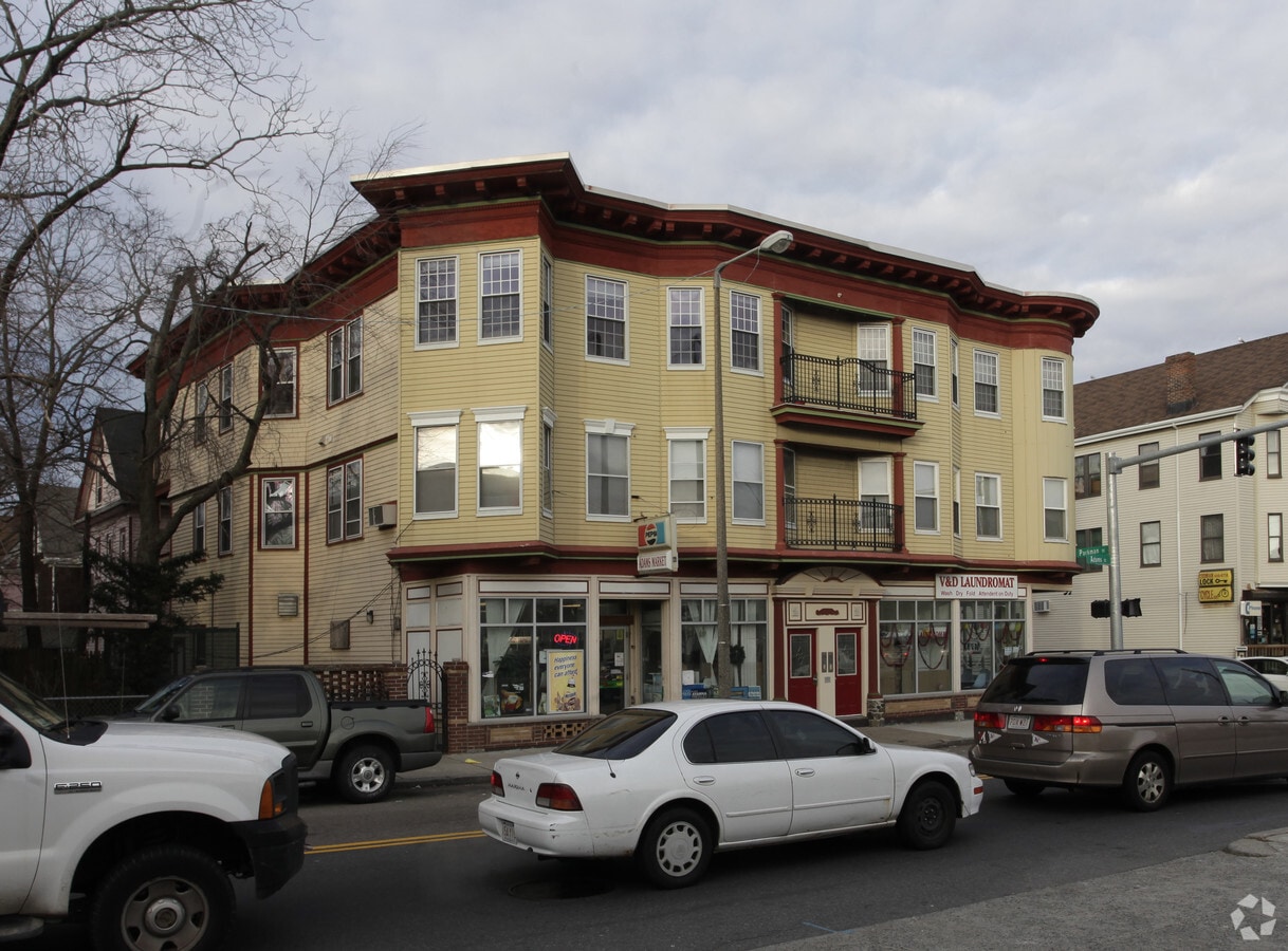 359365 Adams St, Dorchester, MA 02122