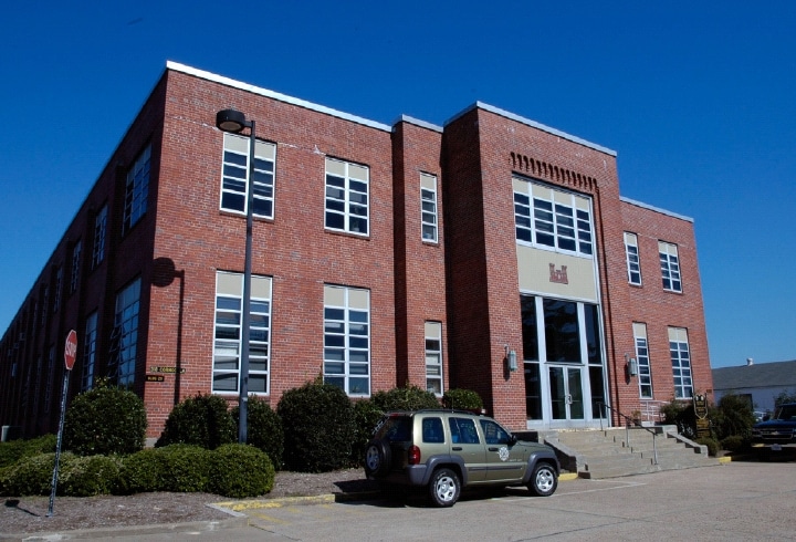 33 Ingalls Rd, Fort Monroe, VA for lease - Primary Photo - Image 1 of 33