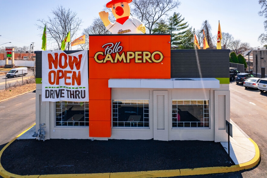 9025 Frankford Ave, Philadelphia, PA for sale - Building Photo - Image 3 of 12