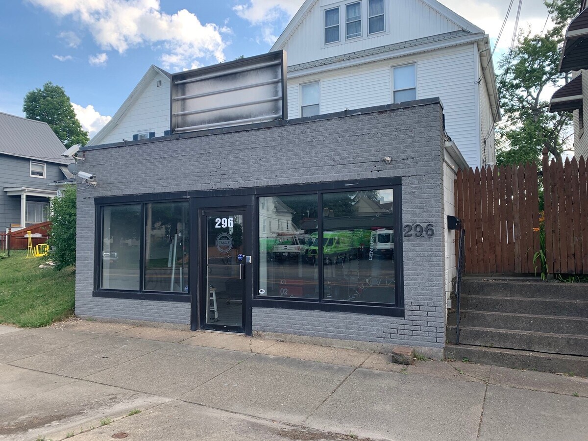 296 Payne Ave, North Tonawanda, NY 14120