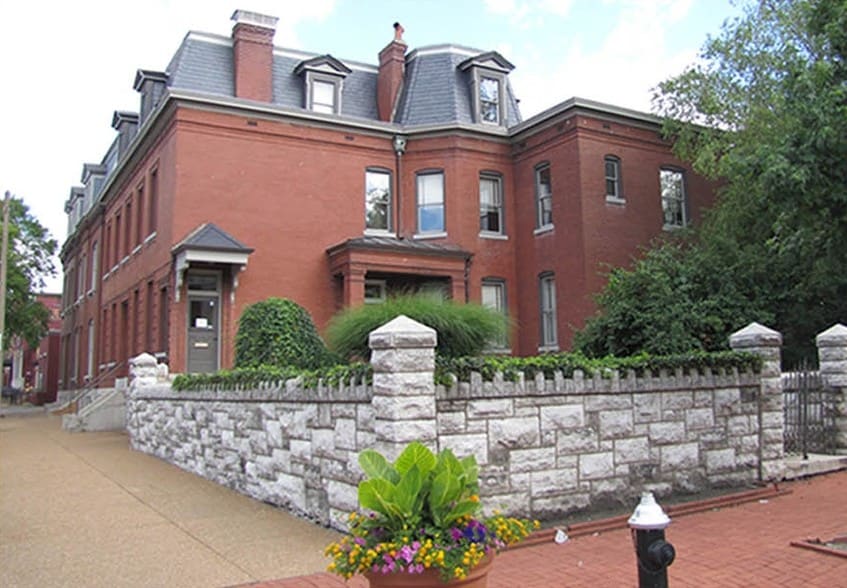 807 Geyer Ave, Saint Louis, MO for sale - Building Photo - Image 2 of 4