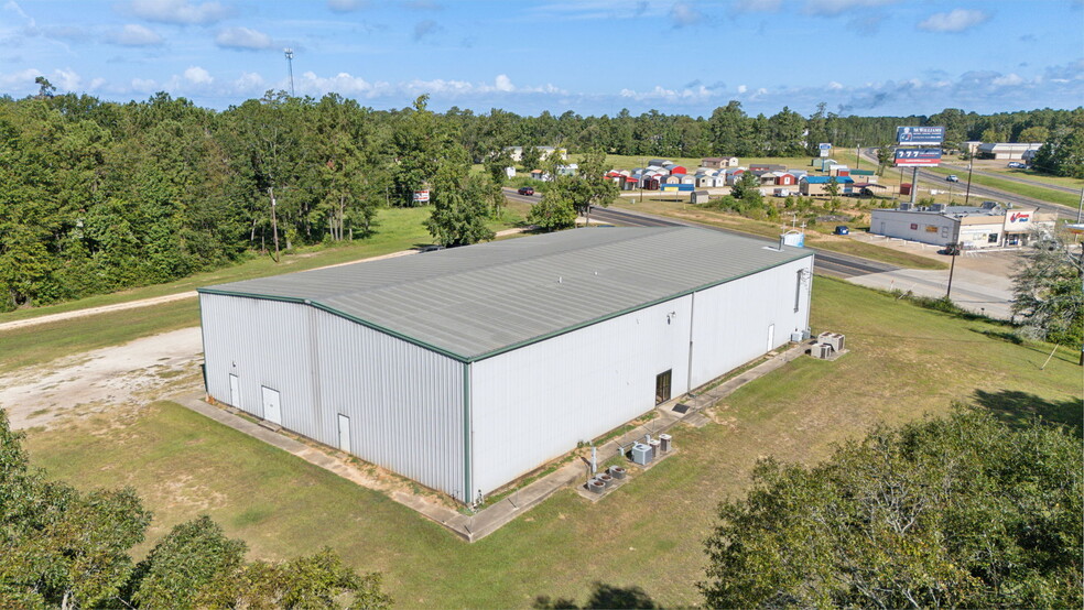 155 Glory Dr, Livingston, TX for sale - Building Photo - Image 3 of 51