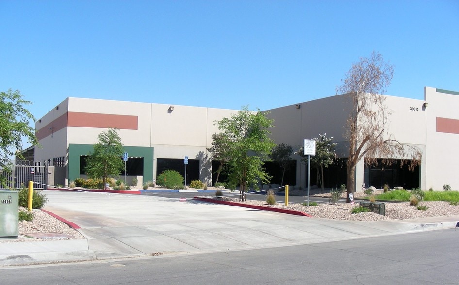 39-312 Leopard St, Palm Desert, CA for sale - Building Photo - Image 1 of 1