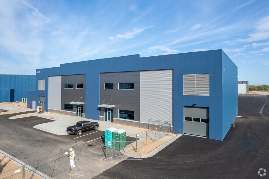 4454 E Mallory Cir, Mesa, AZ for lease - Building Photo - Image 2 of 5