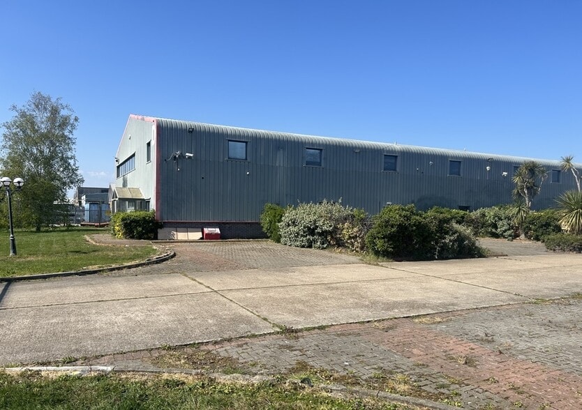 Dorset Rd, Sheerness for sale - Building Photo - Image 2 of 2