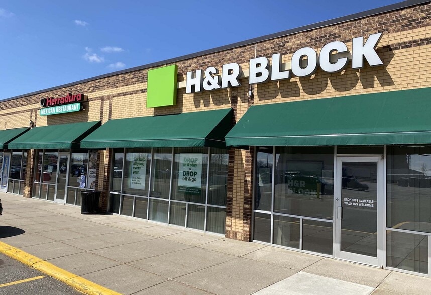 951-975 E Frontage Rd, Litchfield, MN for lease - Building Photo - Image 2 of 3