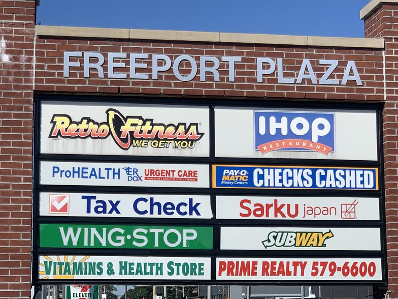 131 W Sunrise Hwy, Freeport, NY for lease - Building Photo - Image 2 of 5