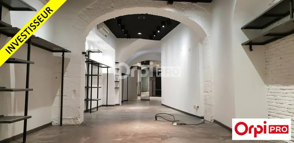 Retail in Romans-sur-Isère for sale - Interior Photo - Image 2 of 5