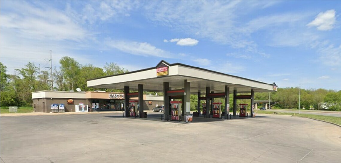 2715 W Chestnut Expy, Springfield, MO for sale Building Photo- Image 1 of 1