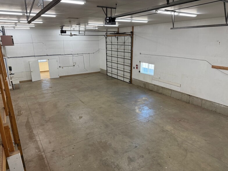 5408 N Freya St, Spokane, WA for lease - Building Photo - Image 2 of 5