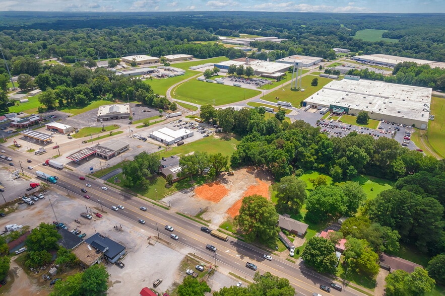 1851-1871 S Highland Ave, Jackson, TN for lease - Building Photo - Image 2 of 5